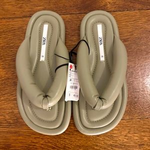 ZARA Gray Leather Flip Flops NWT — Sz 38